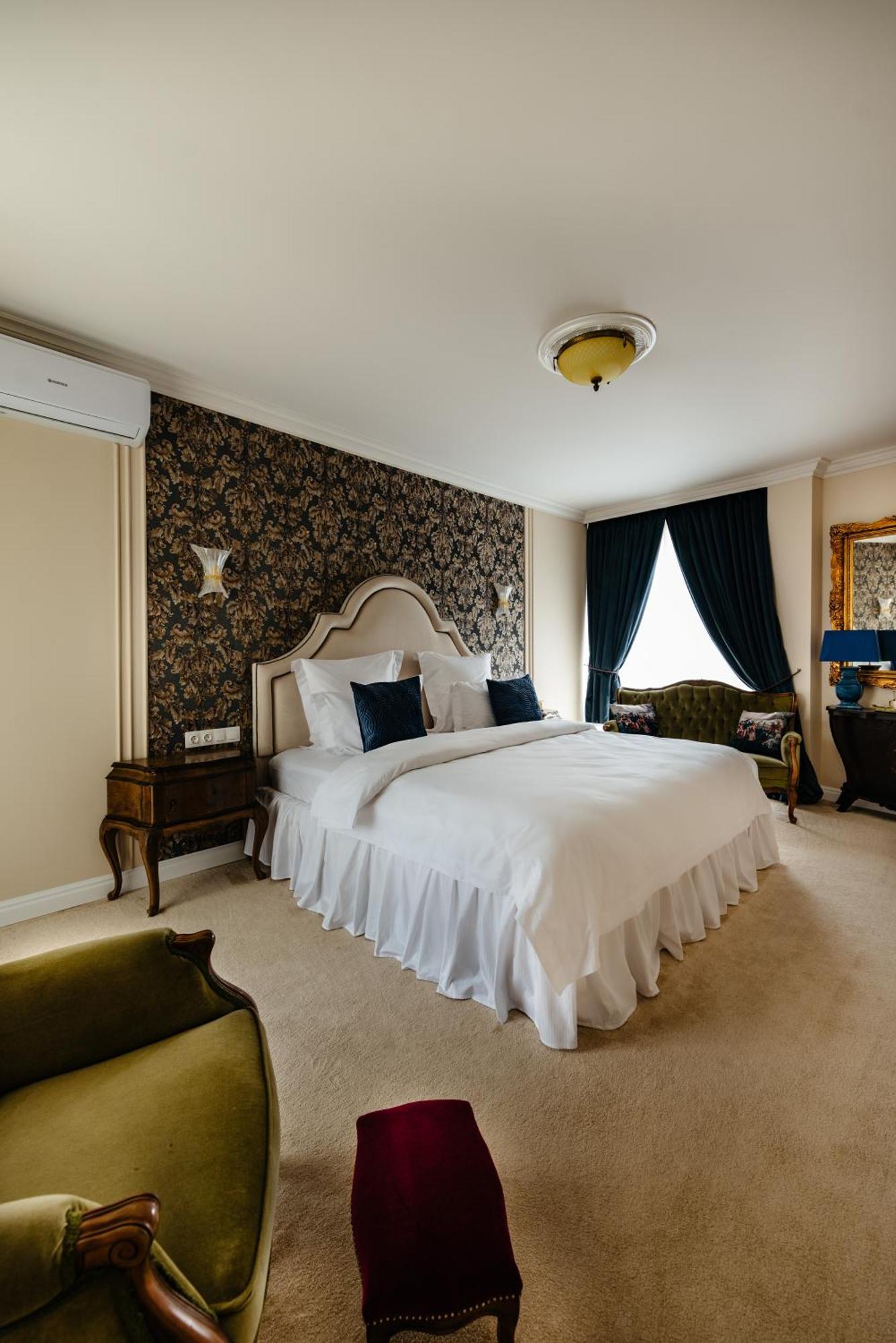 Ateneea Luxury Rooms Клуж-Напока Екстериор снимка