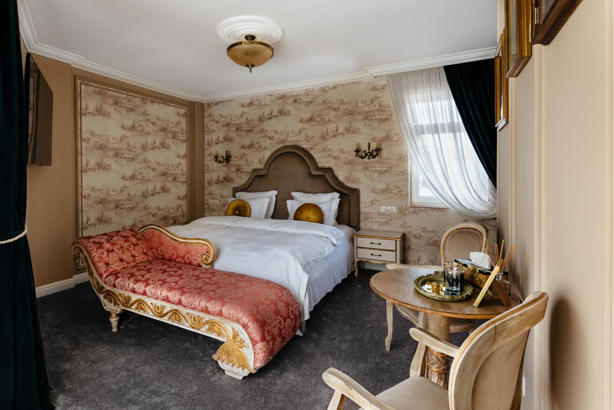 Ateneea Luxury Rooms Клуж-Напока Екстериор снимка