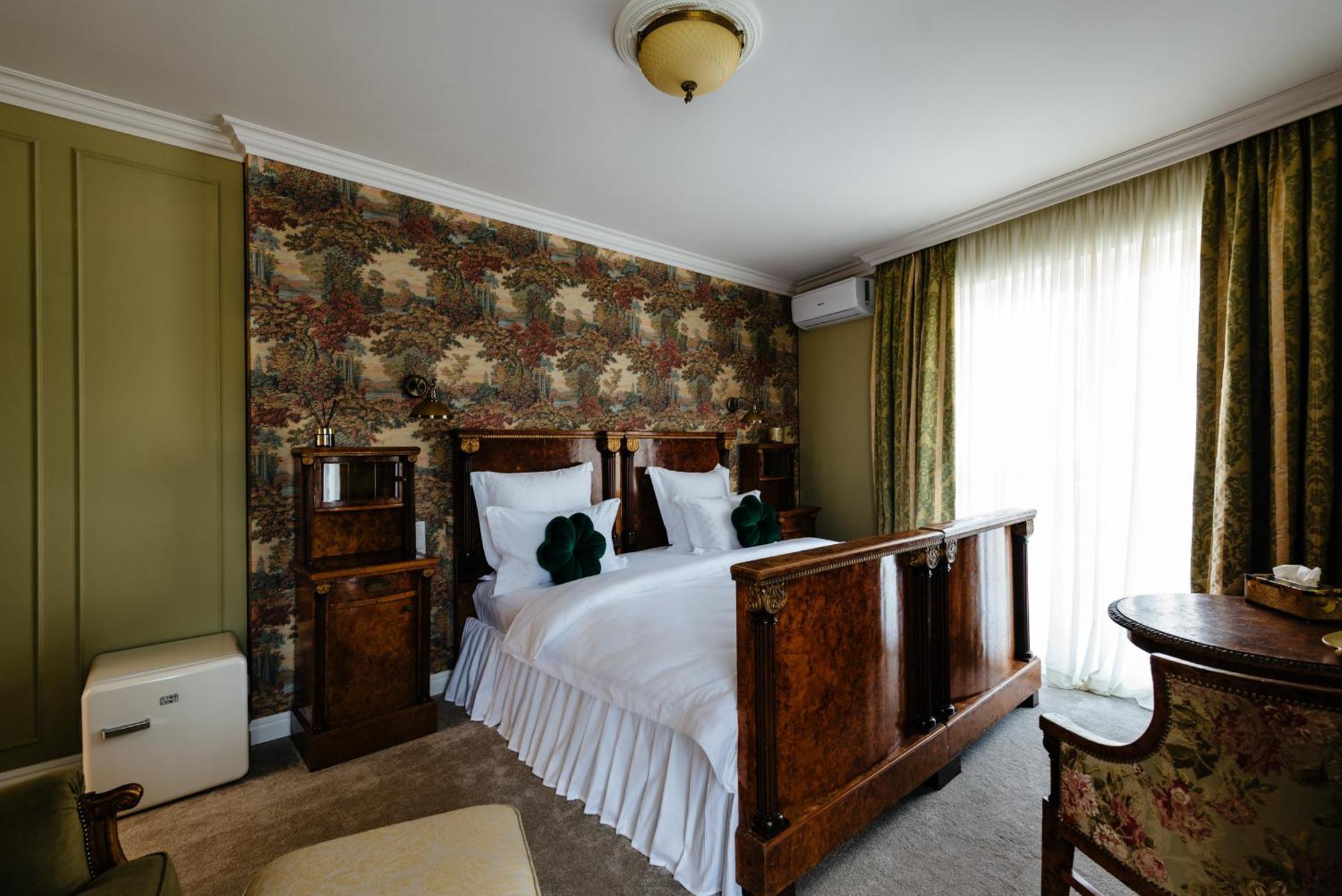 Ateneea Luxury Rooms Клуж-Напока Екстериор снимка