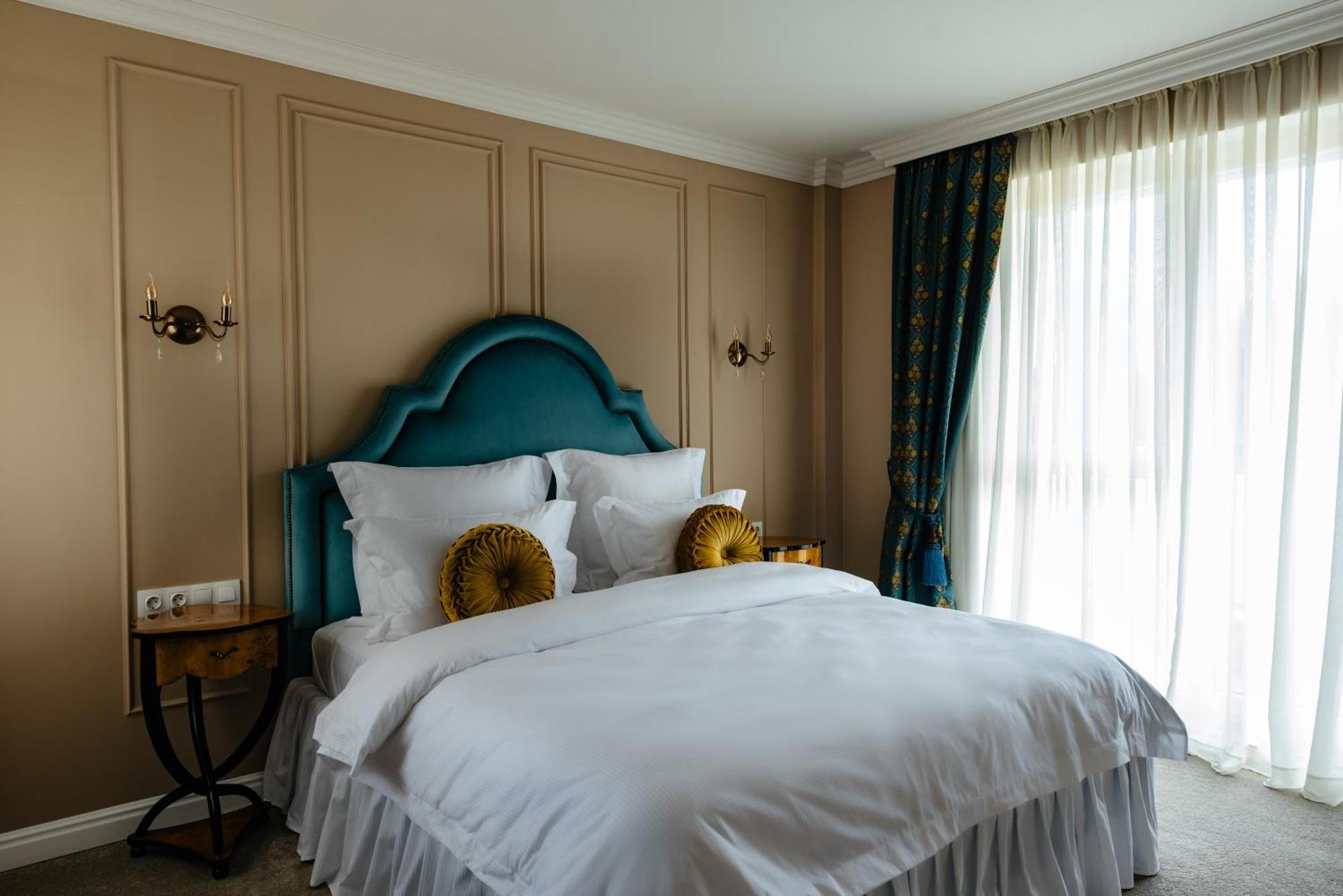 Ateneea Luxury Rooms Клуж-Напока Екстериор снимка