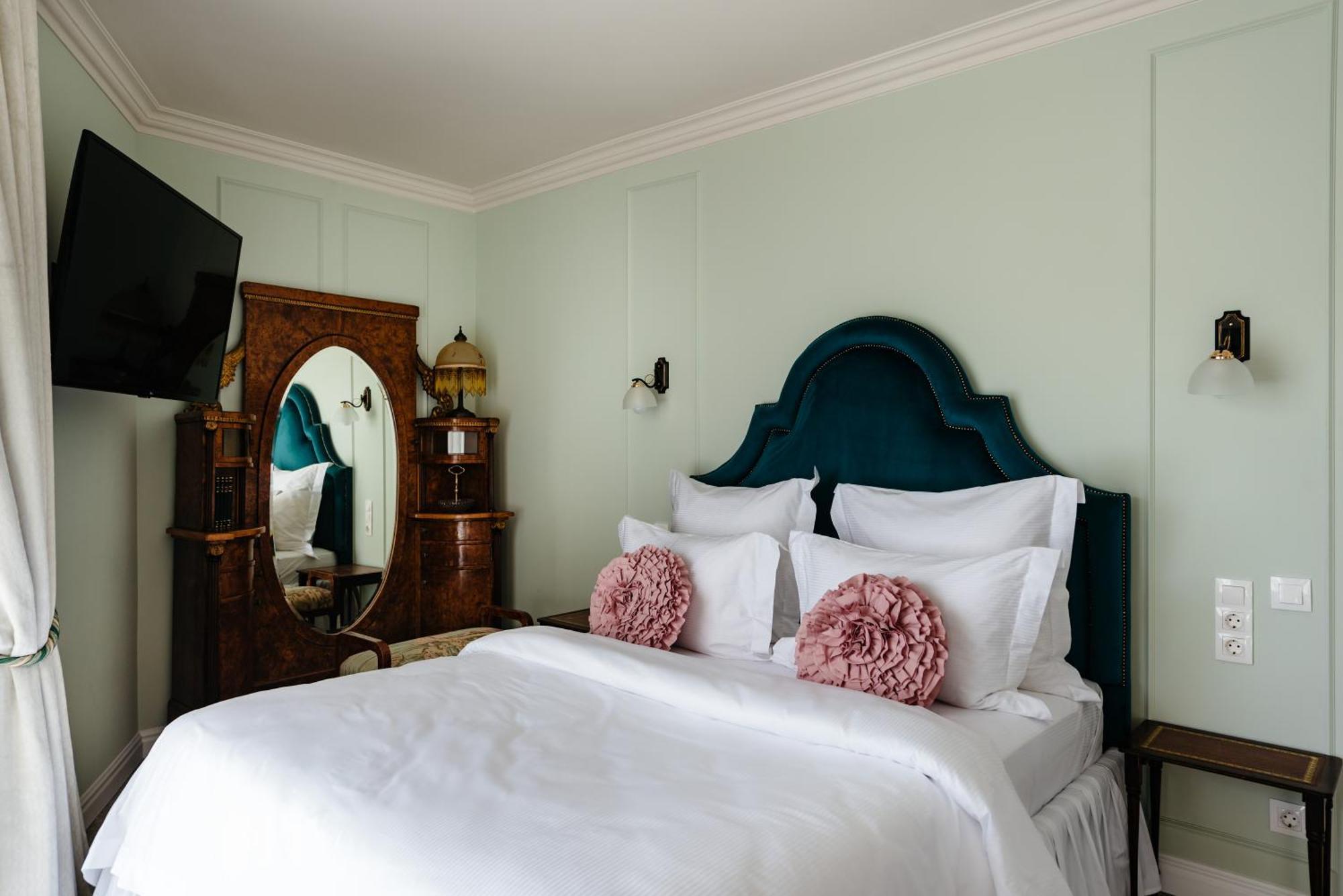 Ateneea Luxury Rooms Клуж-Напока Екстериор снимка