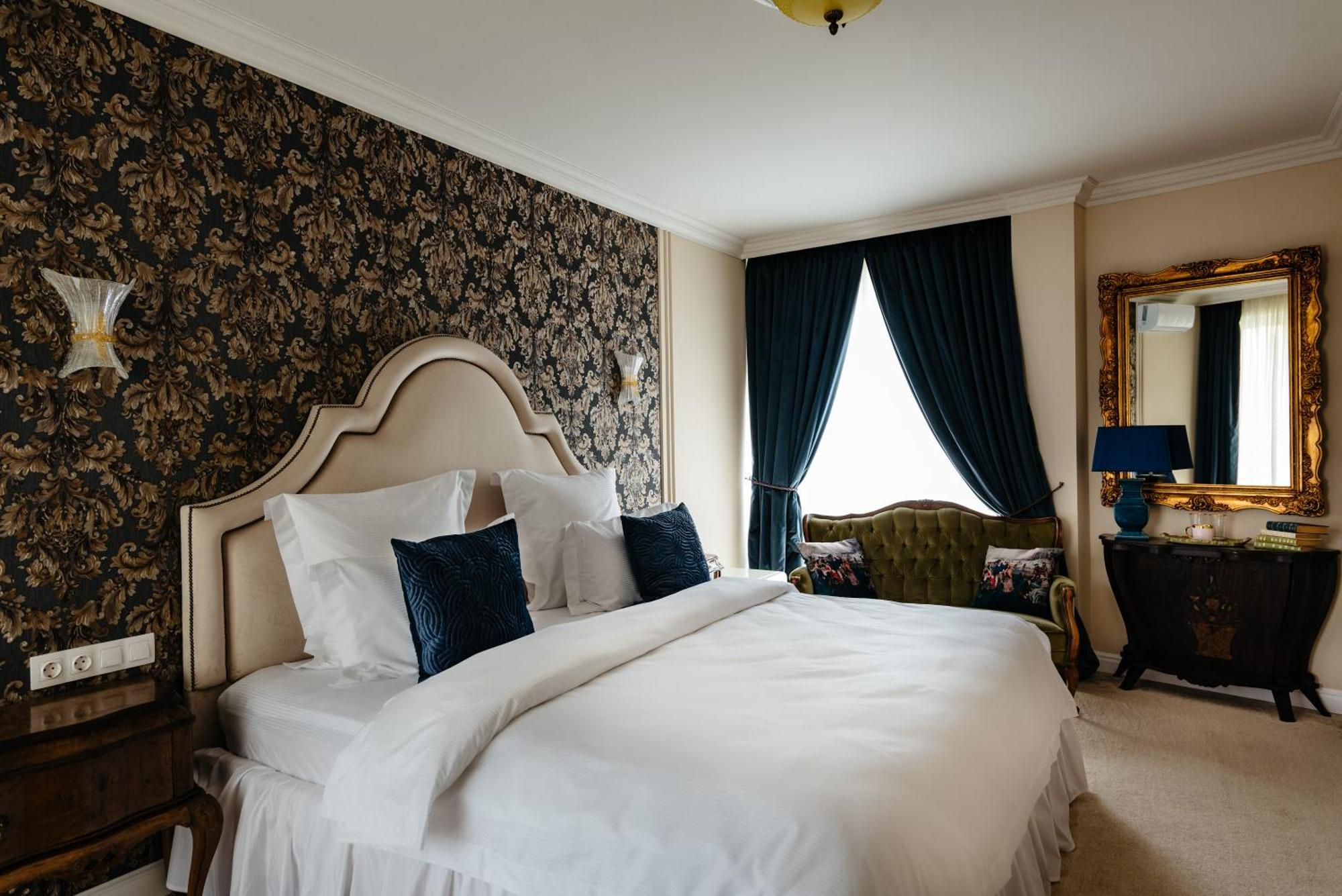 Ateneea Luxury Rooms Клуж-Напока Екстериор снимка