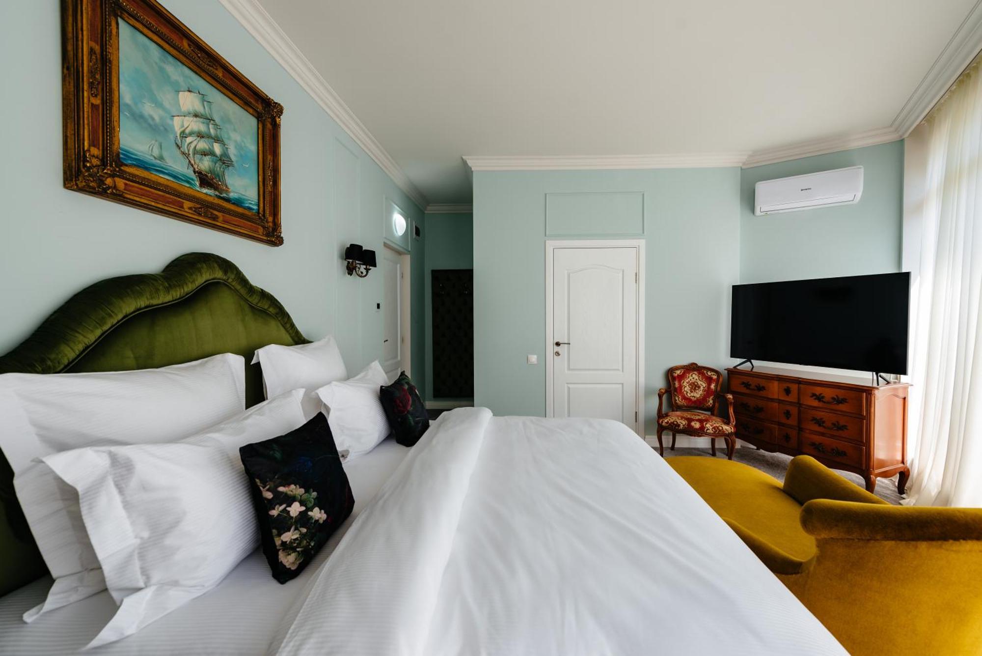 Ateneea Luxury Rooms Клуж-Напока Екстериор снимка