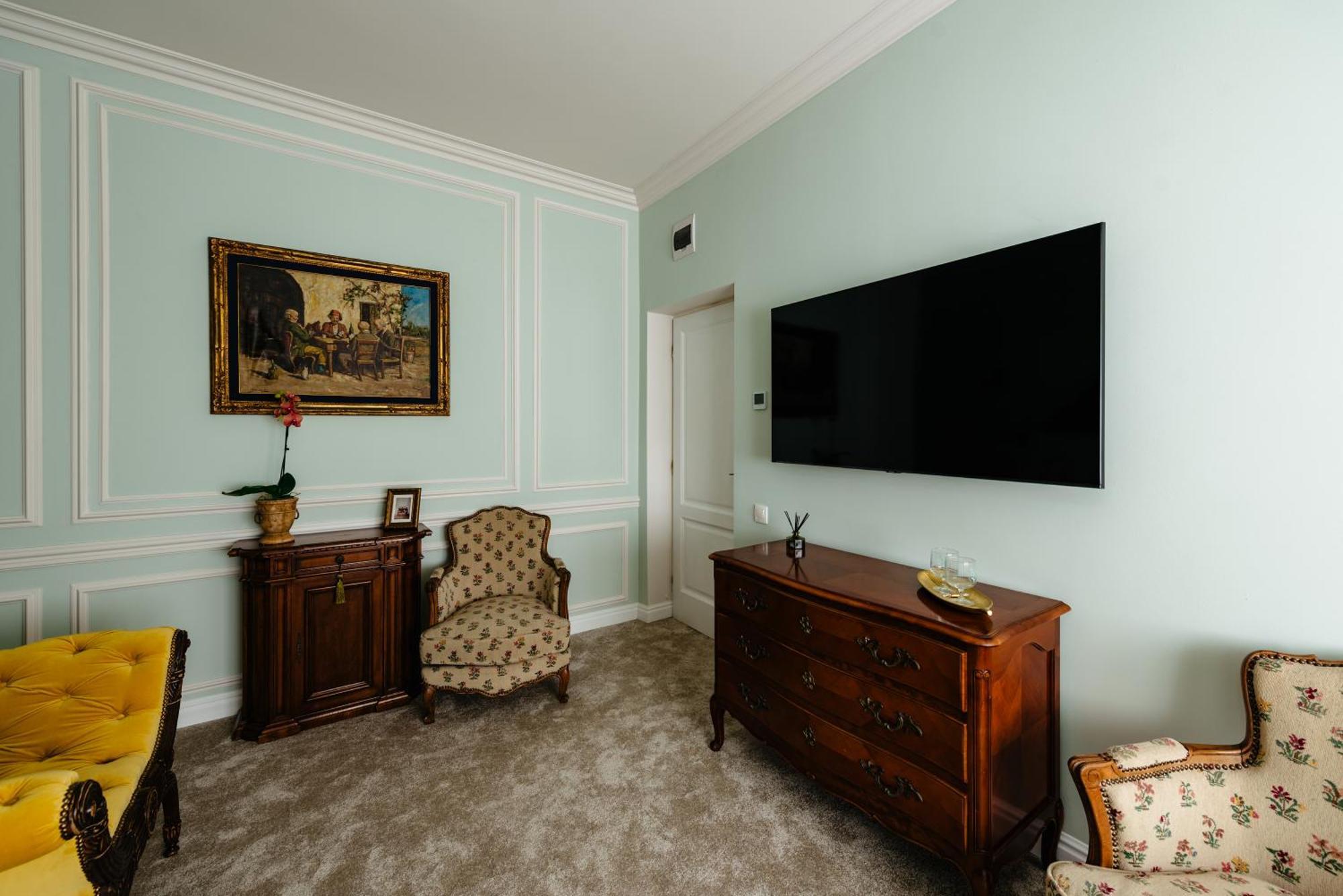 Ateneea Luxury Rooms Клуж-Напока Екстериор снимка