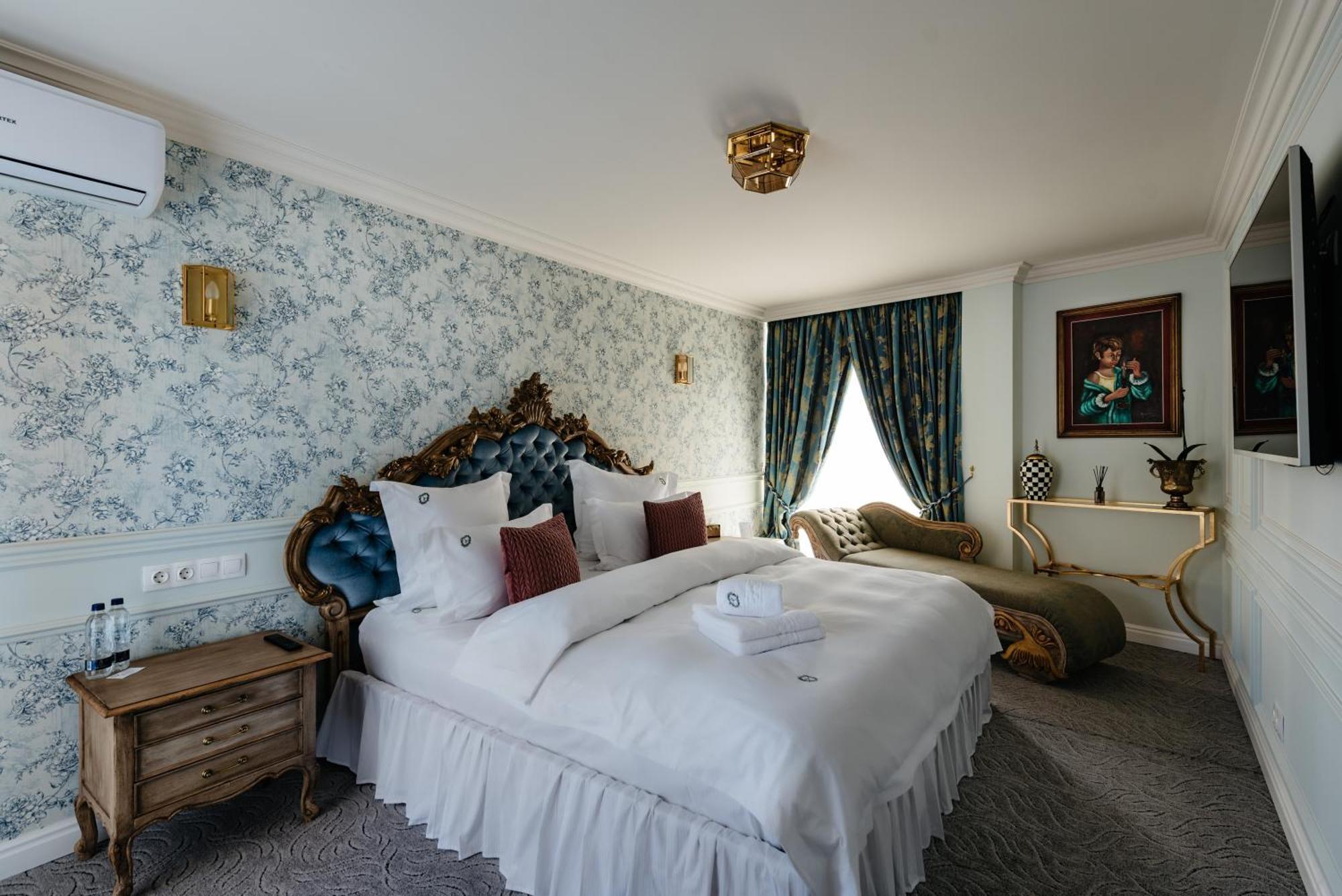 Ateneea Luxury Rooms Клуж-Напока Екстериор снимка